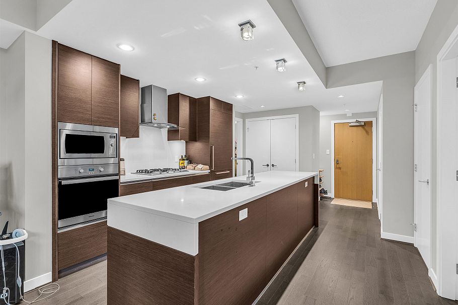 511 508 W 29th Avenue Vancouver, BC - 1