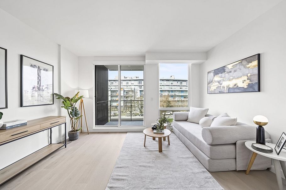 307 5212 Cambie Street Vancouver, BC - 5