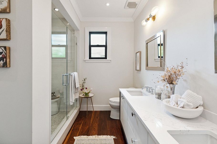 939 Friar Crescent North Vancouver, BC - 26