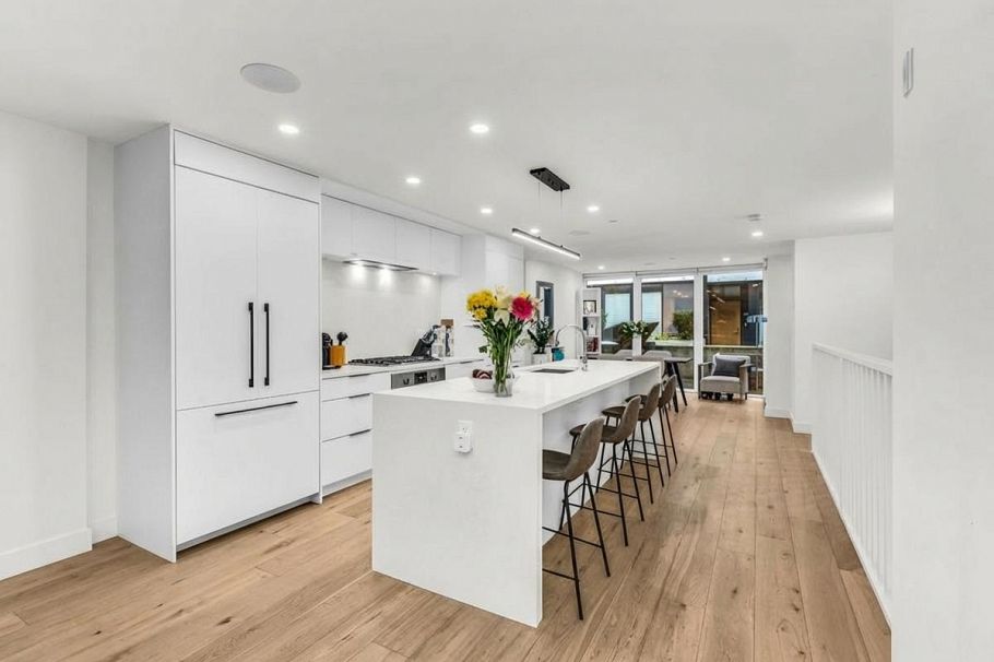 102 649 E 3rd Street North Vancouver, BC - 13