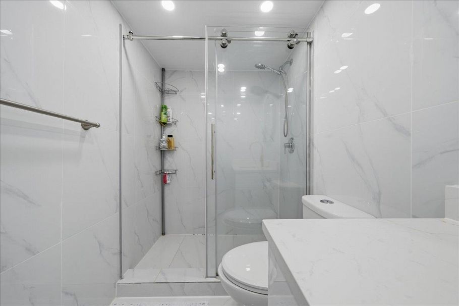 1301 2004 Fullerton Avenue North Vancouver, BC - 6