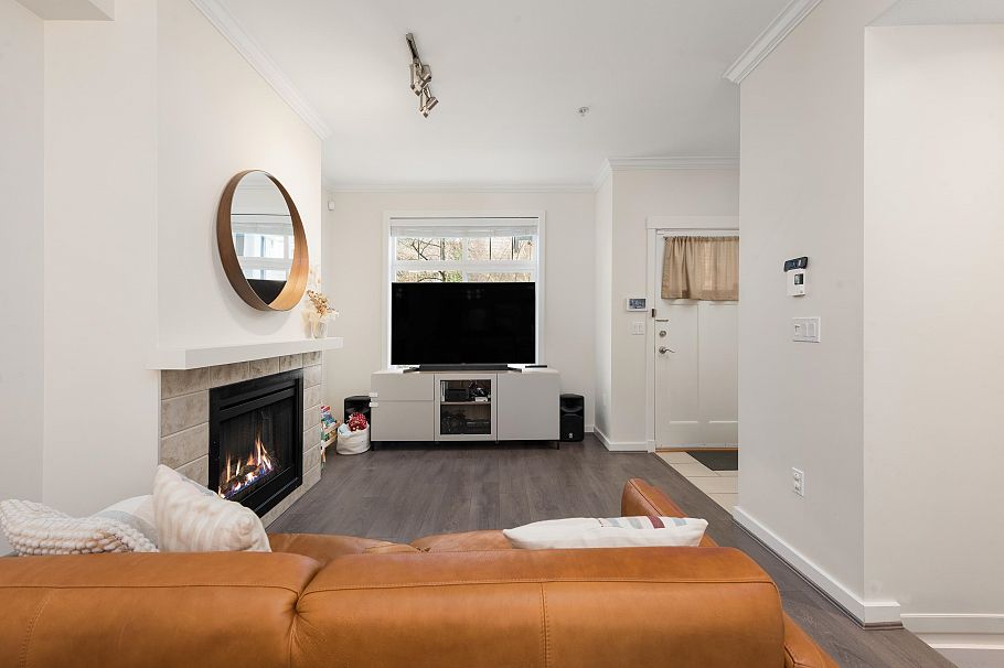 319 W 59th Avenue Vancouver, BC - 6