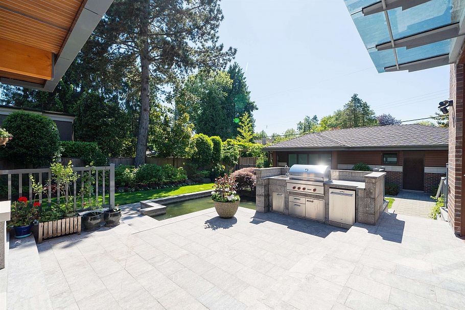 5937 Churchill Street Vancouver, BC - 30