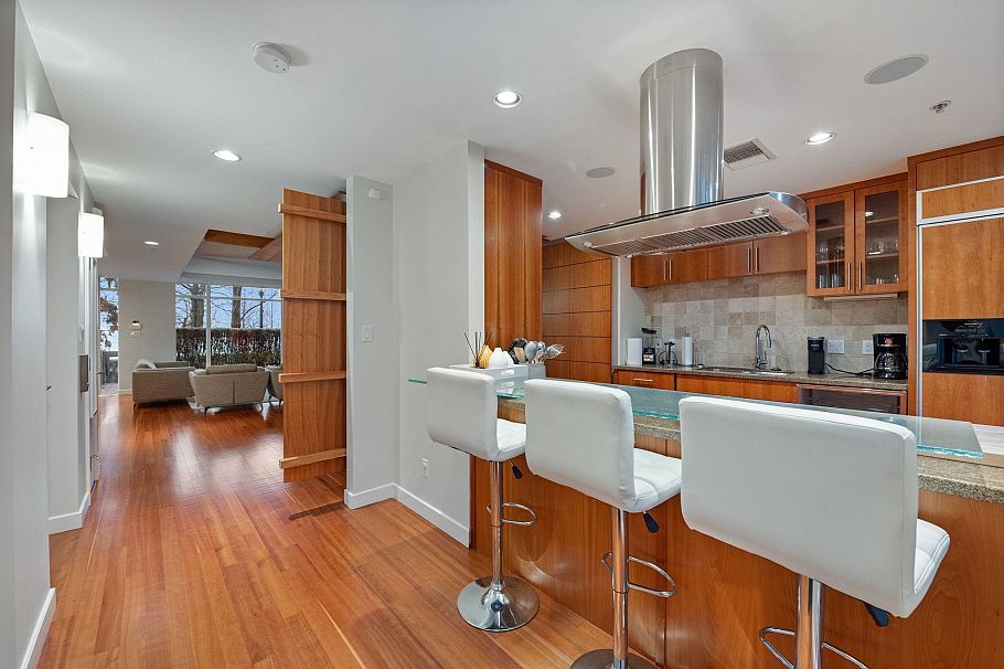 TH20 1281 W Cordova Street Vancouver, BC - 15