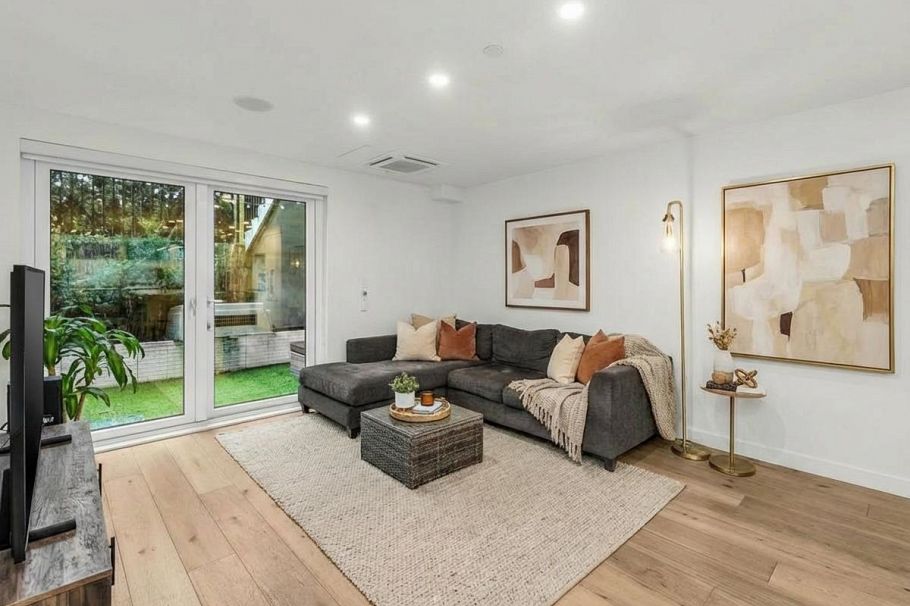 102 649 E 3rd Street North Vancouver, BC - 8