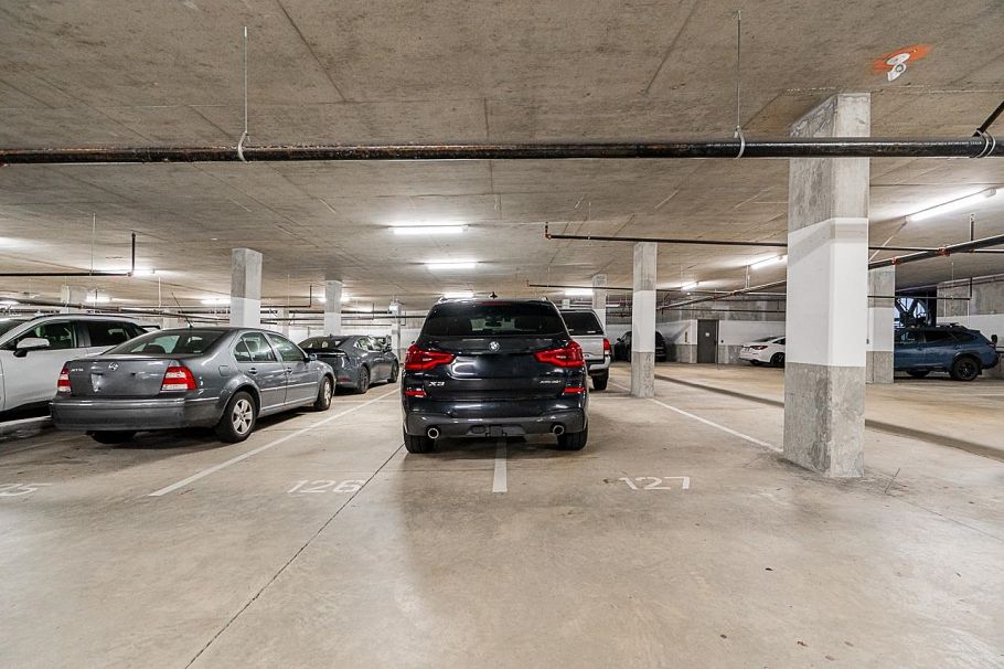 506 2663 Library Lane North Vancouver, BC - 35