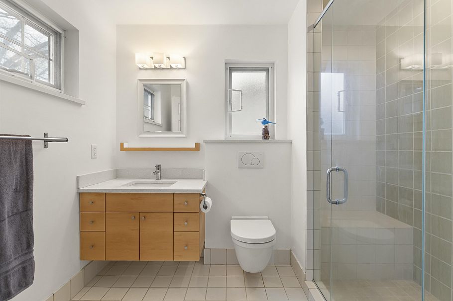 3472 W 13th Avenue Vancouver, BC - 24