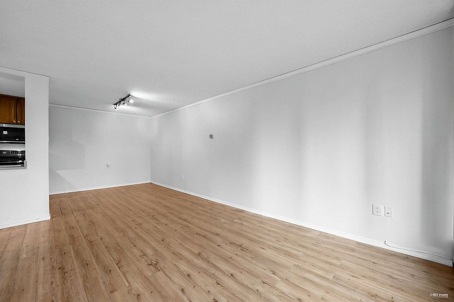 707 2008 Fullerton Avenue North Vancouver, BC - 11