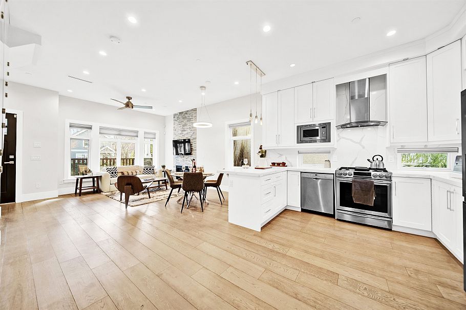 945 E 20th Avenue Vancouver, BC - 7