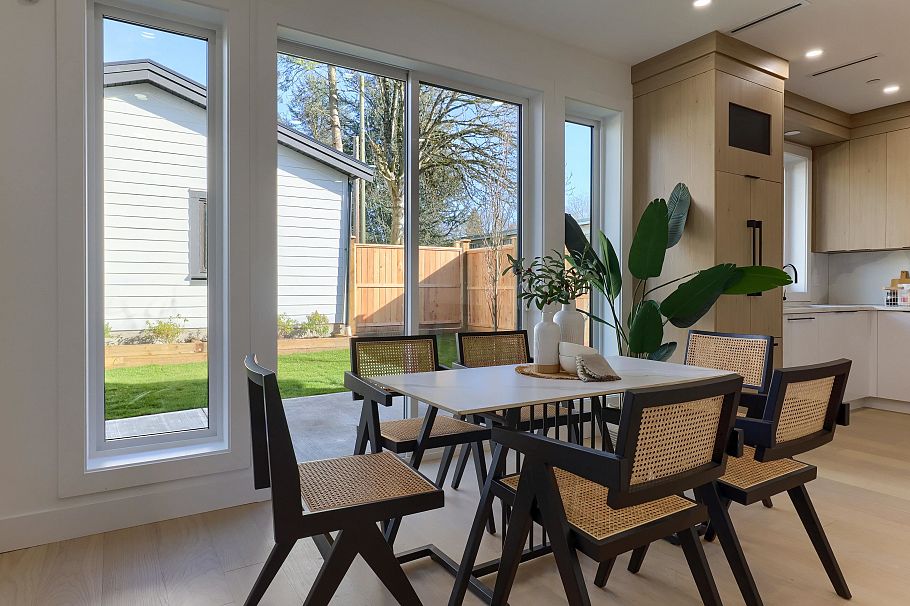 2 4742 St Catherines Street Vancouver, BC - 2