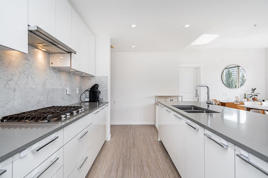 506 2663 Library Lane North Vancouver, BC - 19