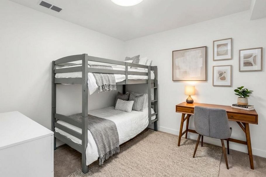 102 649 E 3rd Street North Vancouver, BC - 24