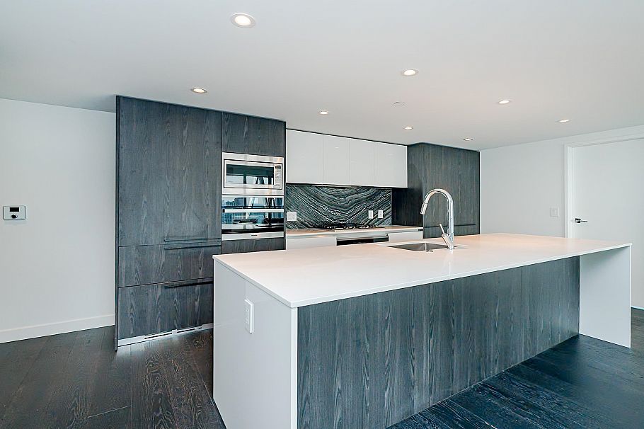 2703 1111 Richards Street Vancouver, BC - 5