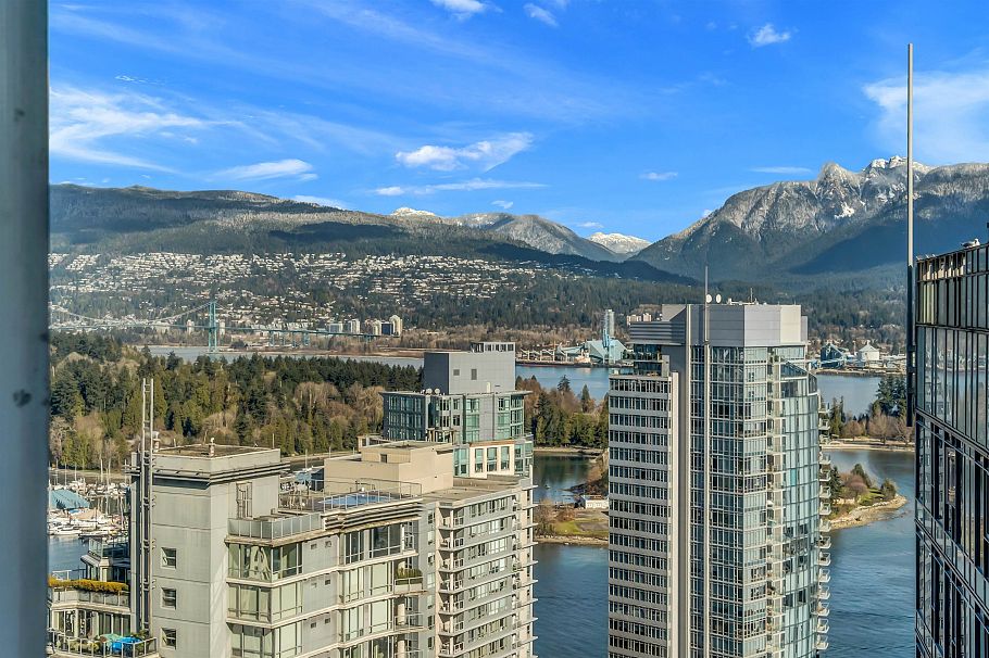 3403 1189 Melville Street Vancouver, BC - 1