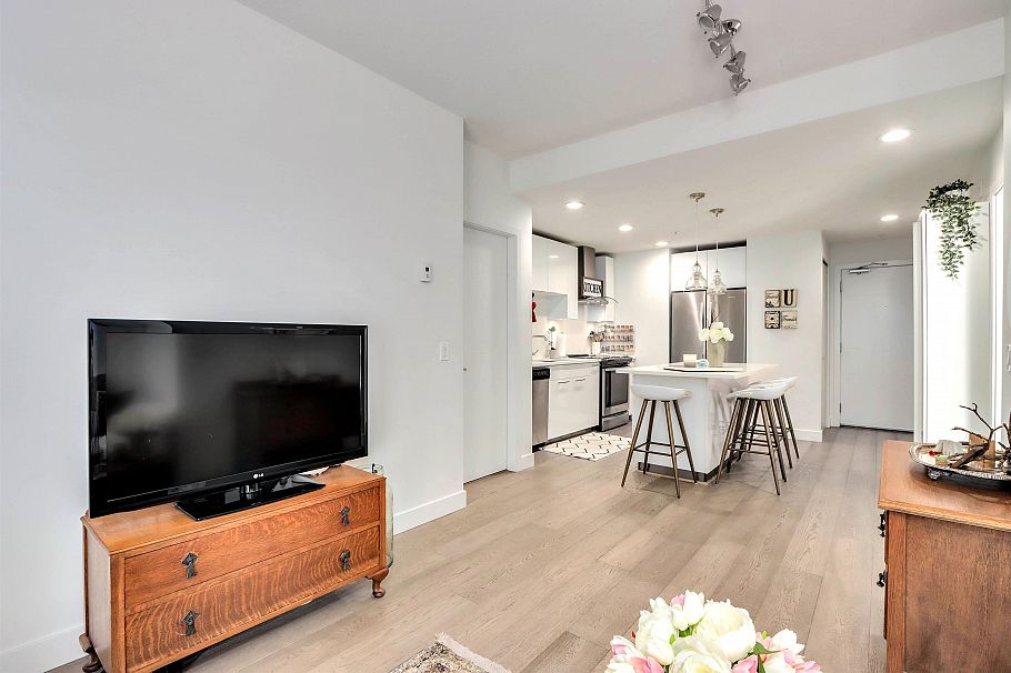 320 723 W 3rd Street North Vancouver, BC - 8