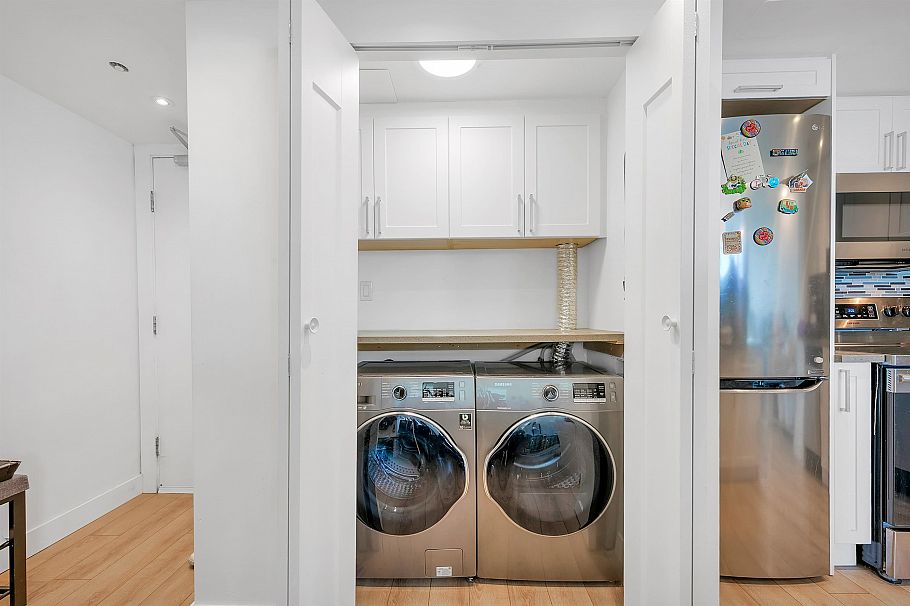 2404 1188 Howe Street Vancouver, BC - 18