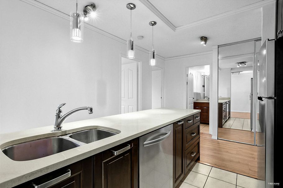 707 2008 Fullerton Avenue North Vancouver, BC - 6