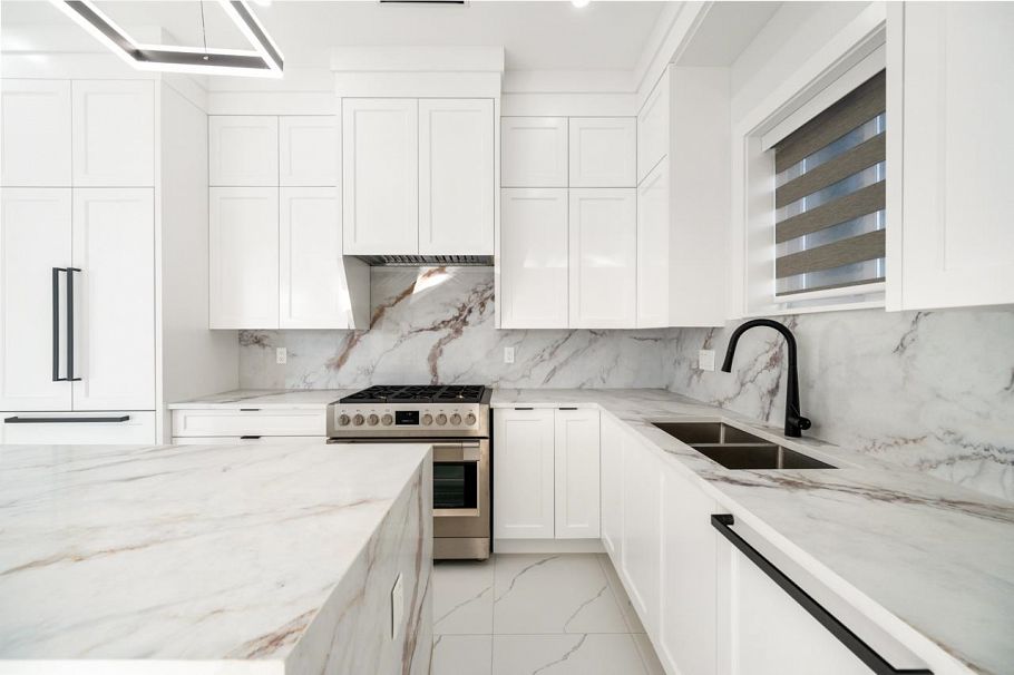 1328 E 64th Avenue Vancouver, BC - 7