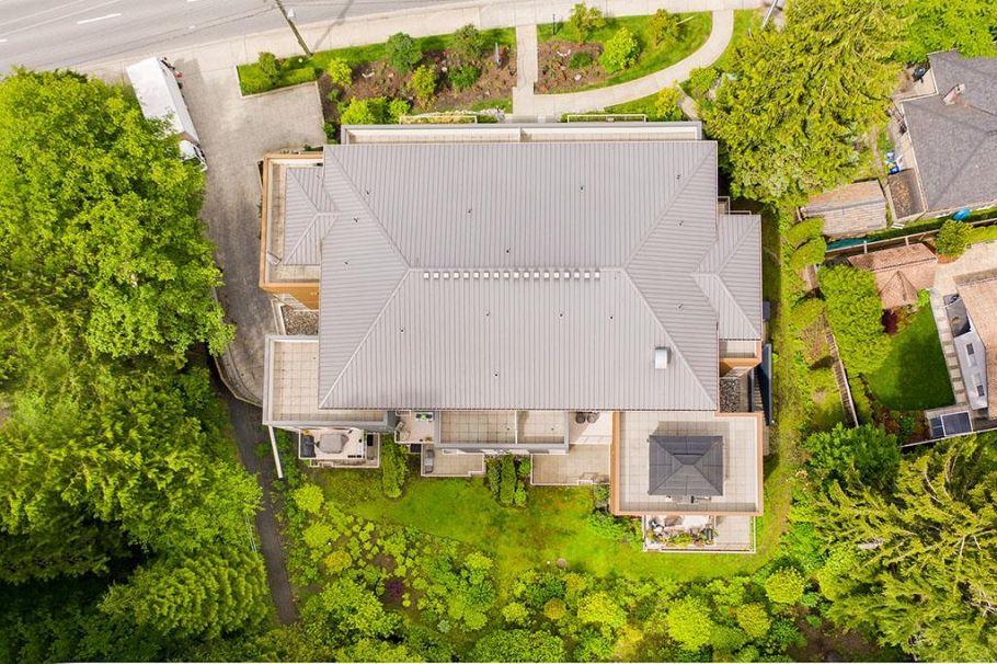 PH1 2832 Capilano Road North Vancouver, BC - 30