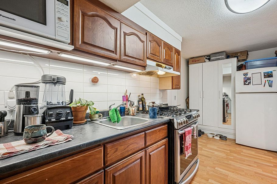 2148 2150 Ferndale Street Vancouver, BC - 31