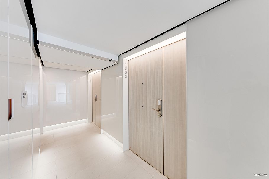 1603 1033 Nelson Street Vancouver, BC - 2