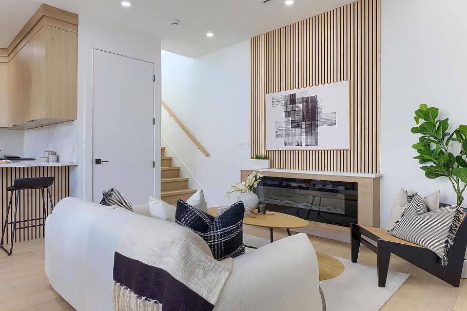 2 4742 St Catherines Street Vancouver, BC - 4