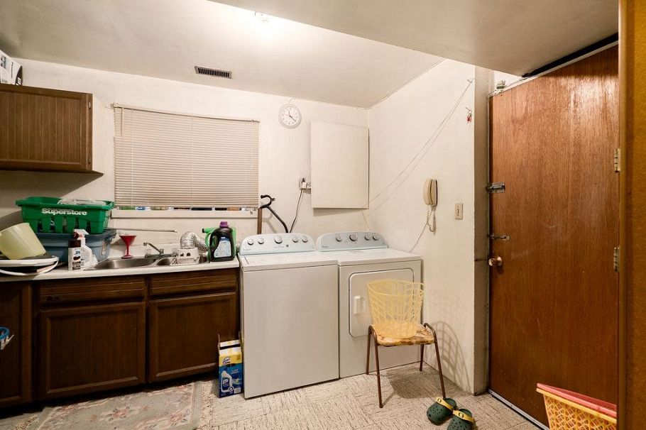 437 E 55th Avenue Vancouver, BC - 24