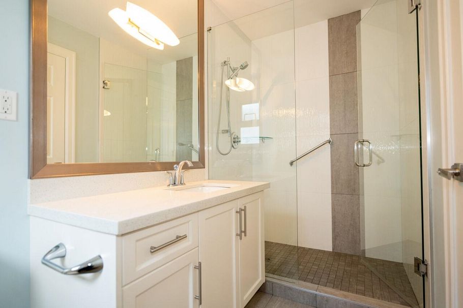 2654 Oxford Street Vancouver, BC - 30