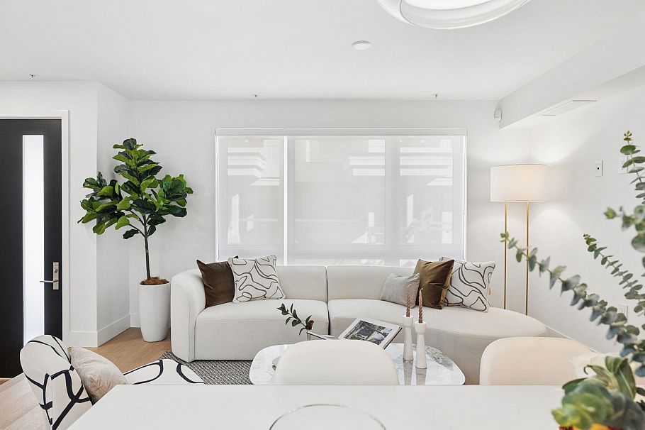 202 578 W 24 Avenue Vancouver, BC - 2