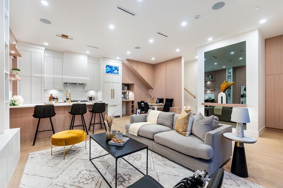 1 5355 Inverness Street Vancouver, BC - 12