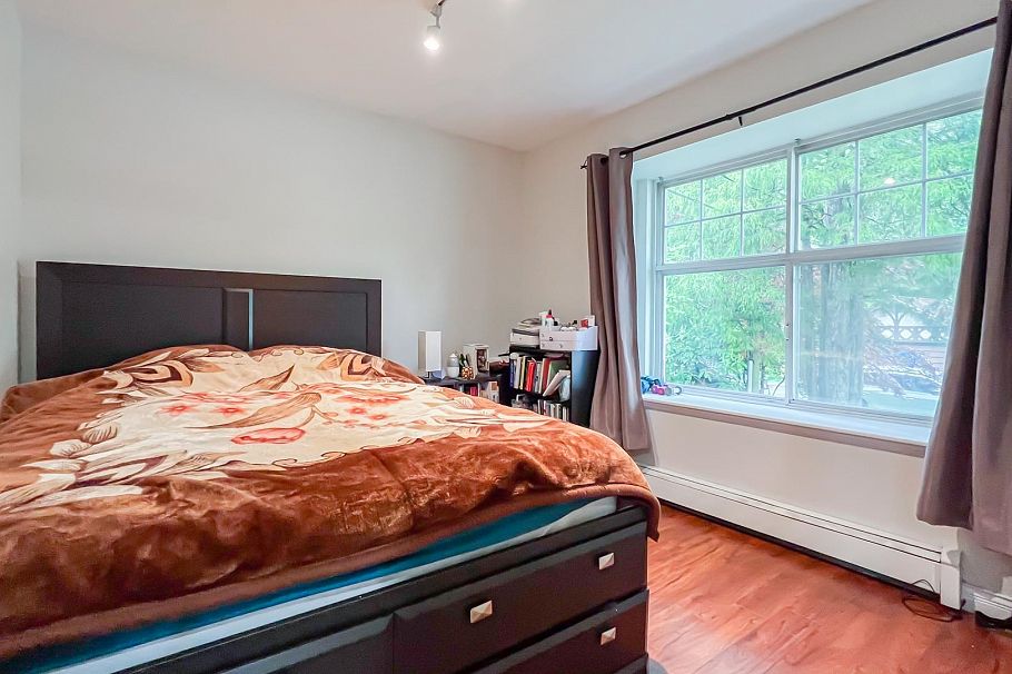 1553 Burrill Avenue North Vancouver, BC - 10