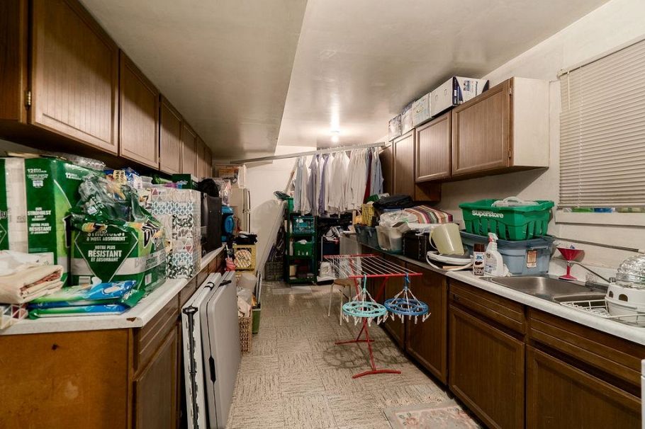 437 E 55th Avenue Vancouver, BC - 22