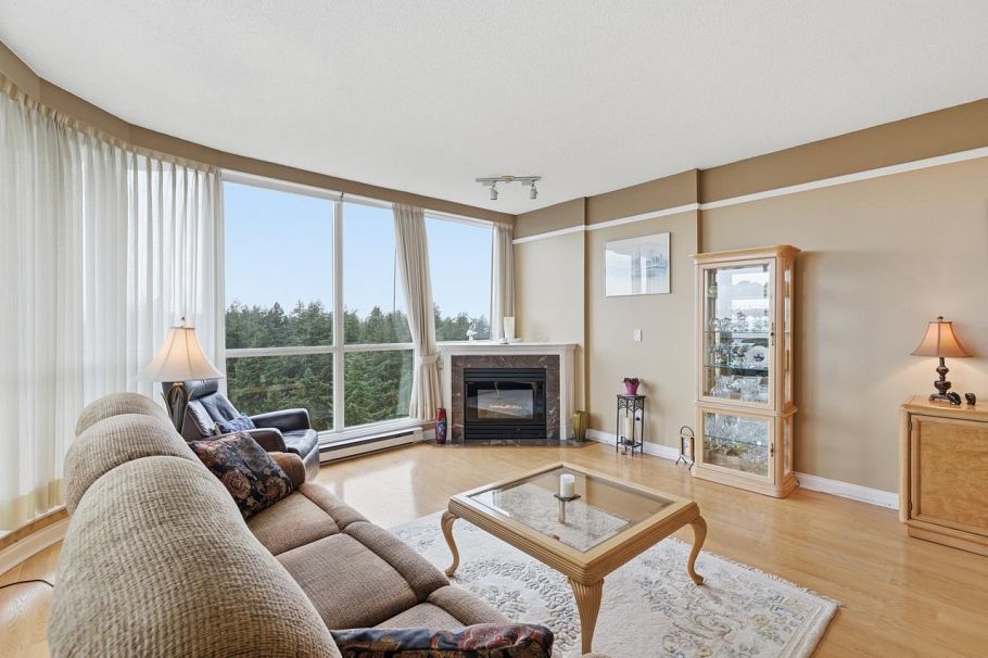 19C 6128 Patterson Avenue Burnaby, BC - 3