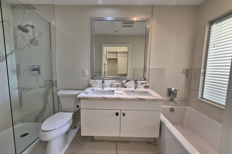 317 2033 W 10th Avenue Vancouver, BC - 8