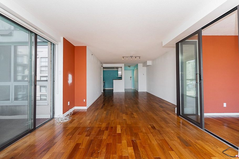 1304 283 Davie Street Vancouver, BC - 13