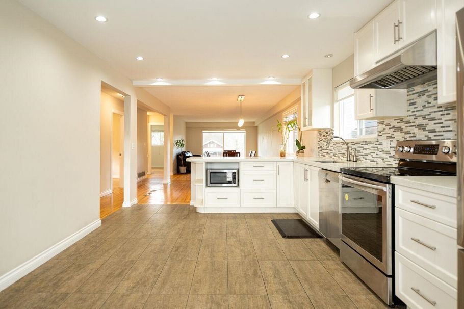 2654 Oxford Street Vancouver, BC - 18