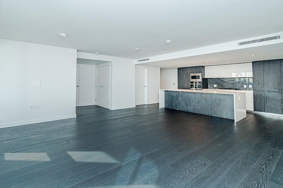 2703 1111 Richards Street Vancouver, BC - 4