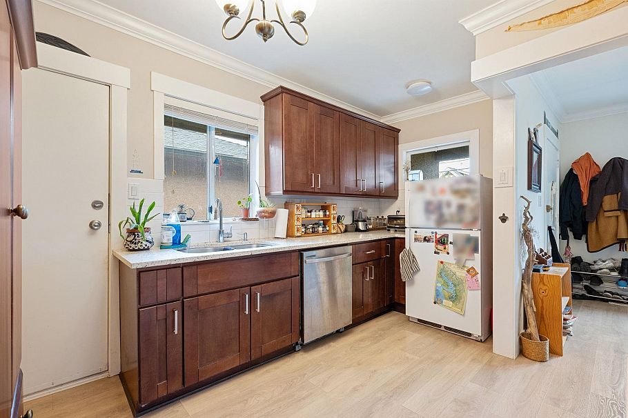 2148 2150 Ferndale Street Vancouver, BC - 11