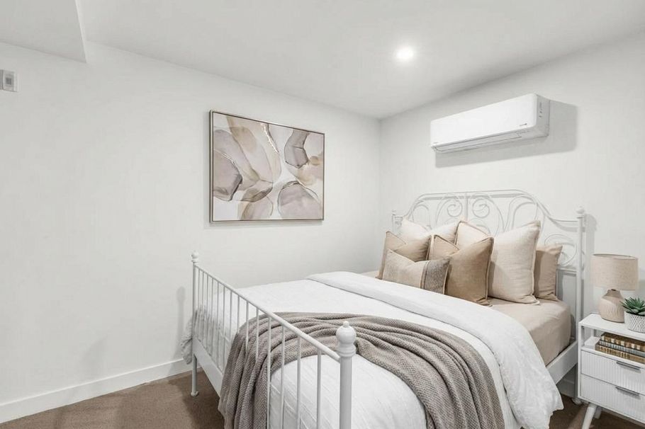 102 649 E 3rd Street North Vancouver, BC - 28