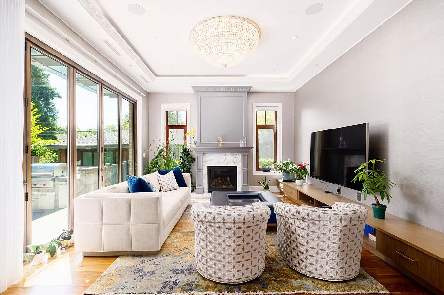 5937 Churchill Street Vancouver, BC - 3