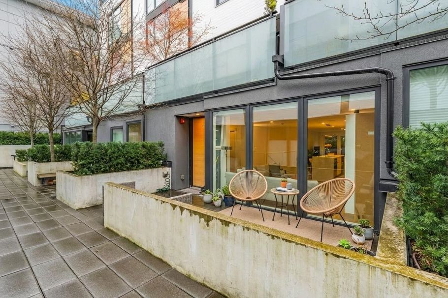 102 649 E 3rd Street North Vancouver, BC - 33