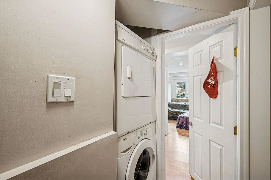 2148 2150 Ferndale Street Vancouver, BC - 35