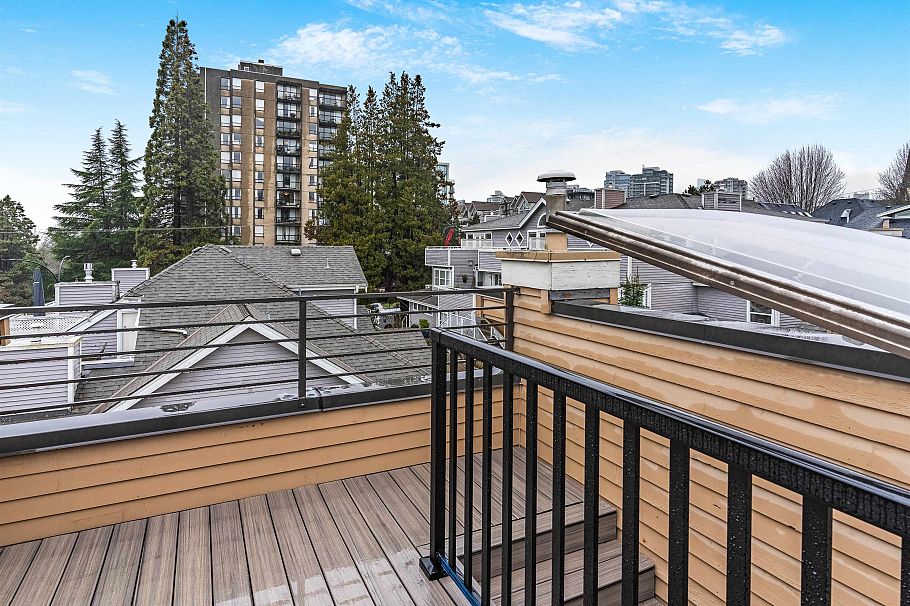 6 220 E Keith Road North Vancouver, BC - 15