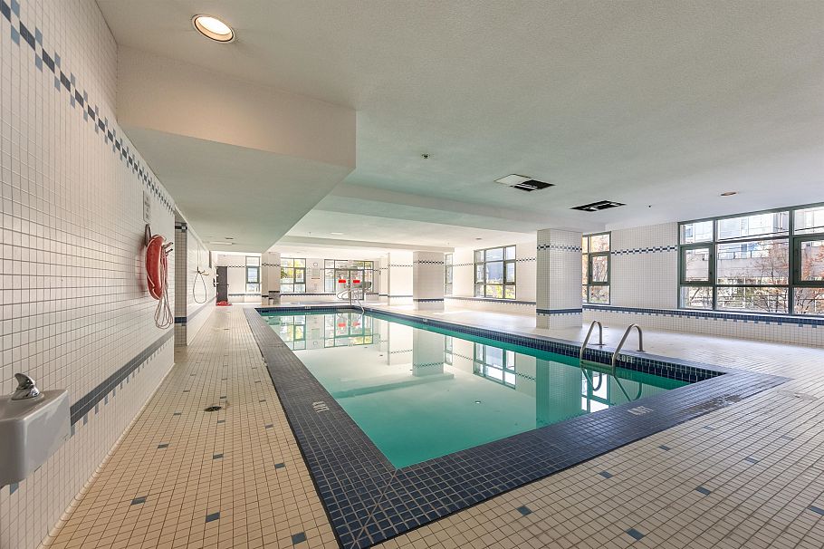 2404 1188 Howe Street Vancouver, BC - 19