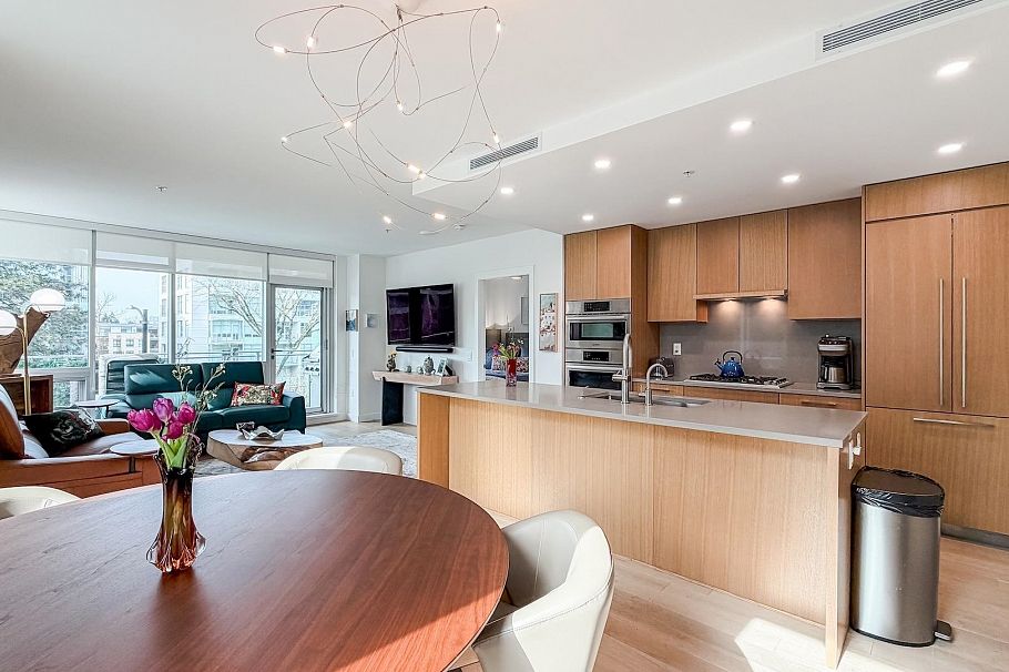 301 4988 Cambie Street Vancouver, BC - 12