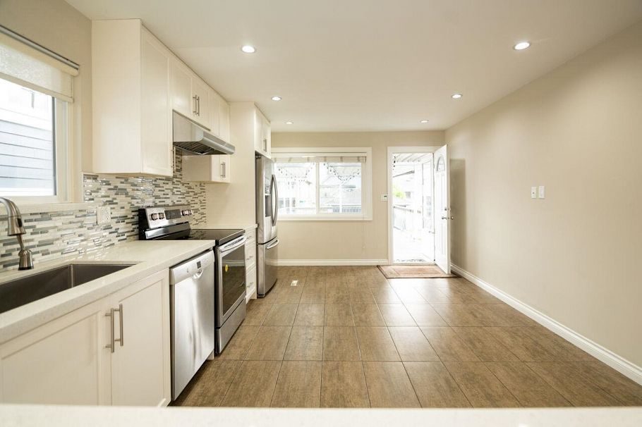 2654 Oxford Street Vancouver, BC - 19