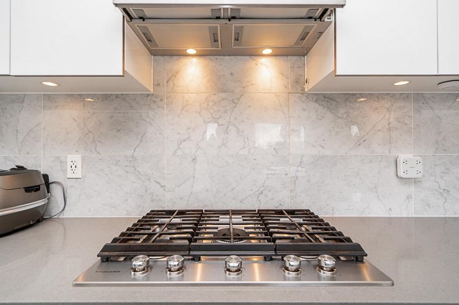 506 2663 Library Lane North Vancouver, BC - 18