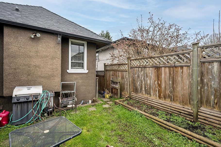 2148 2150 Ferndale Street Vancouver, BC - 22