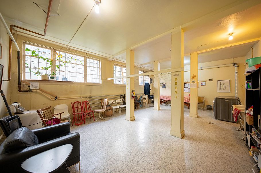 303 1565 Burnaby Street Vancouver, BC - 21