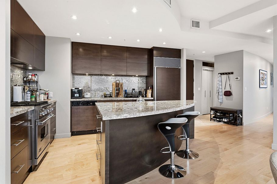 3403 938 Nelson Street Vancouver, BC - 5